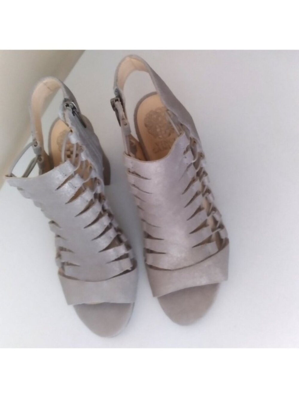 Vince Camuto Silver Gray Shimmery Bungee Strappy Evening Stacked Block Heels 8.5 - Picture 6 of 11